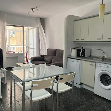 Living Malagueta With Parking Free Malaga